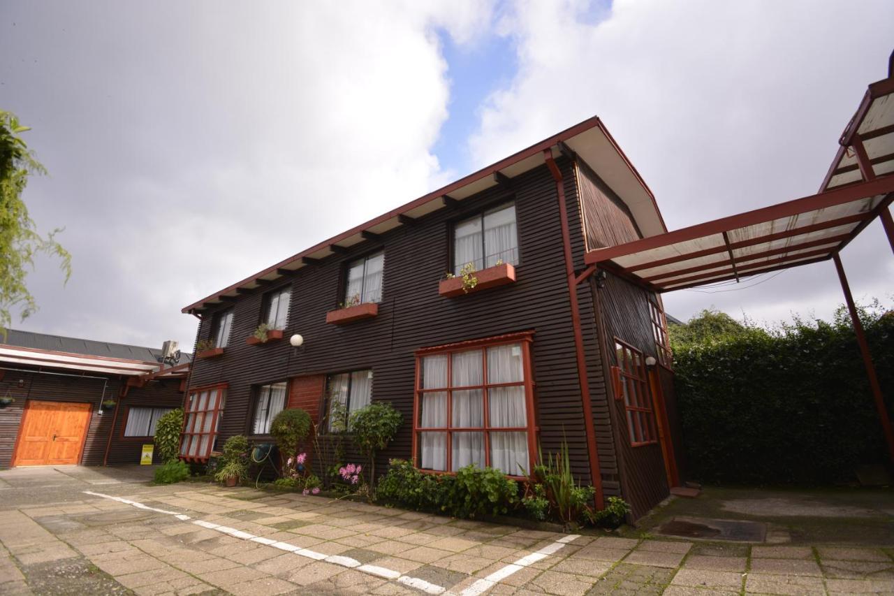 Hotel Di Torlaschi Valdivia Exterior photo